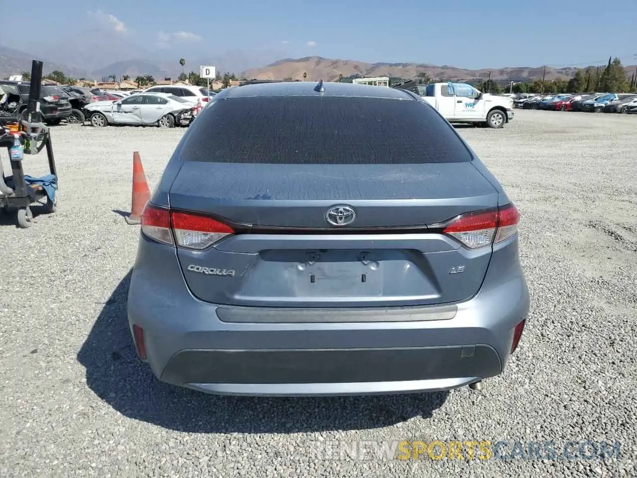 6 Photograph of a damaged car JTDEPRAE4LJ004311 TOYOTA COROLLA 2020
