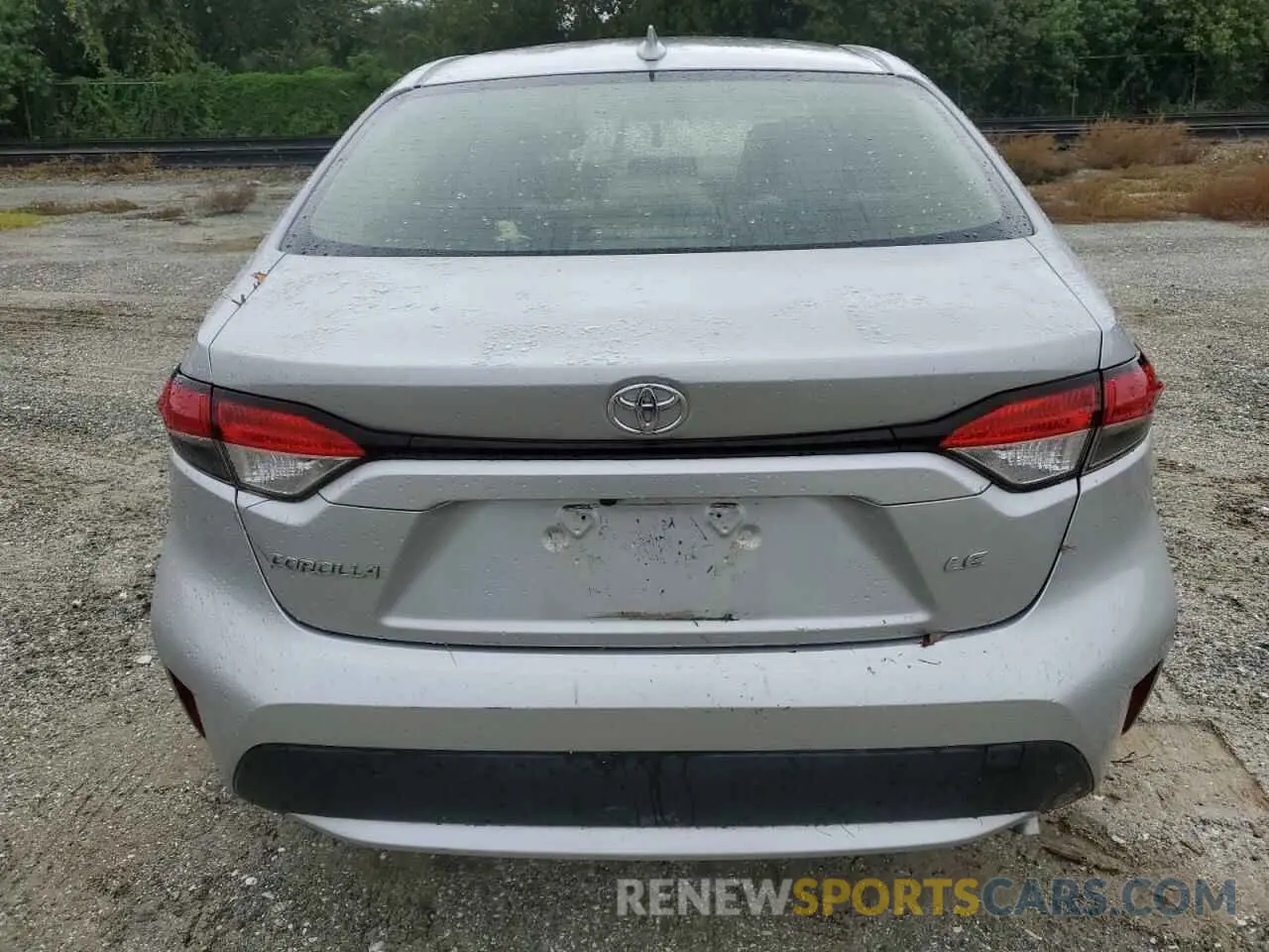 6 Photograph of a damaged car JTDEPRAE4LJ006978 TOYOTA COROLLA 2020