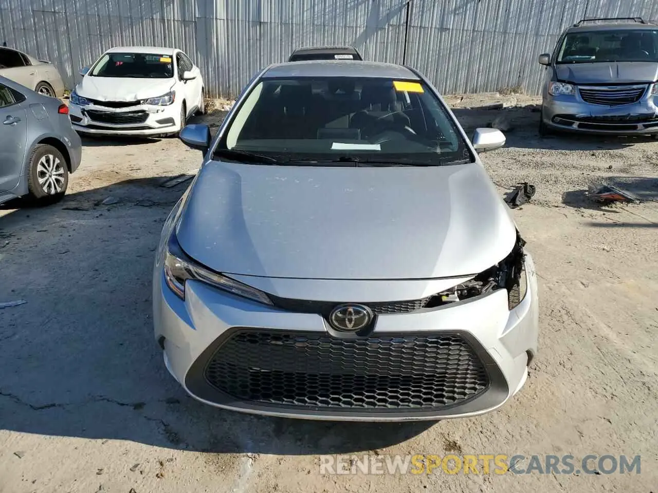 5 Photograph of a damaged car JTDEPRAE4LJ018306 TOYOTA COROLLA 2020