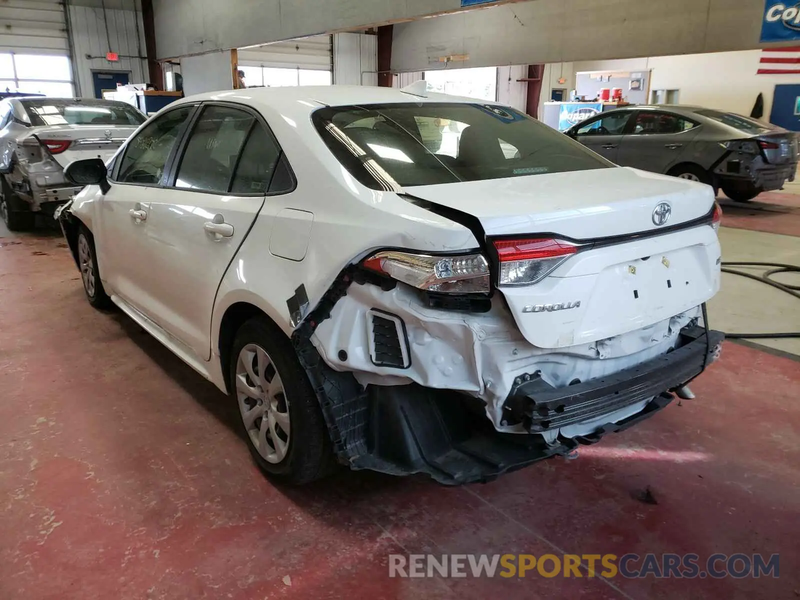 3 Photograph of a damaged car JTDEPRAE4LJ022310 TOYOTA COROLLA 2020