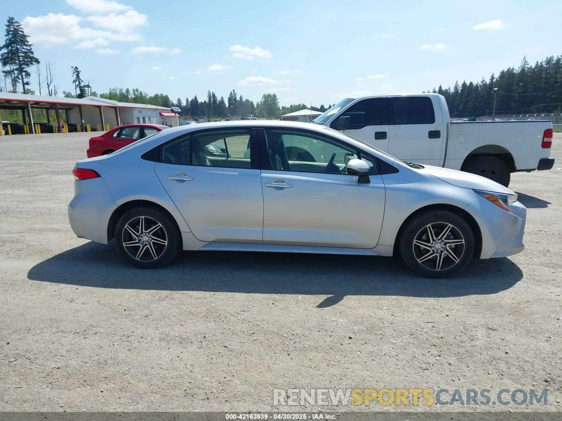 13 Фотография поврежденного автомобиля JTDEPRAE4LJ024042 TOYOTA COROLLA 2020