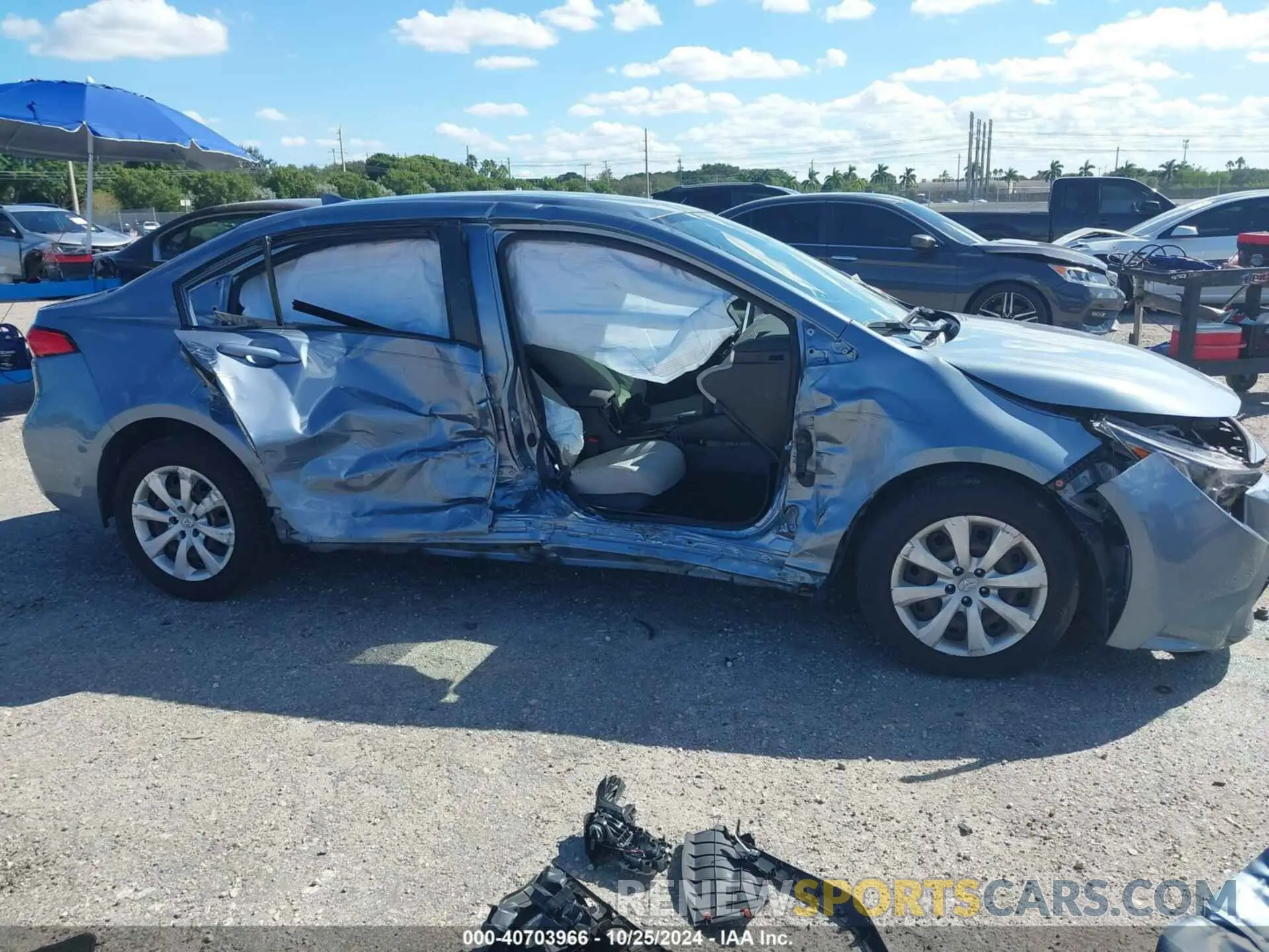 14 Photograph of a damaged car JTDEPRAE4LJ026373 TOYOTA COROLLA 2020