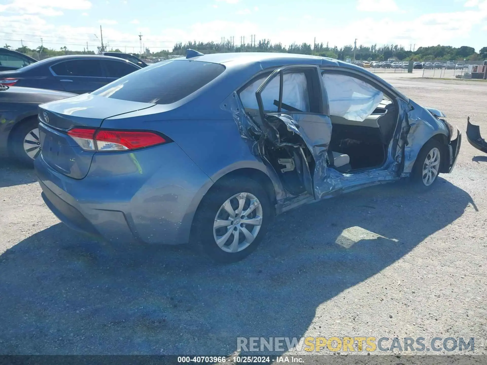 4 Photograph of a damaged car JTDEPRAE4LJ026373 TOYOTA COROLLA 2020