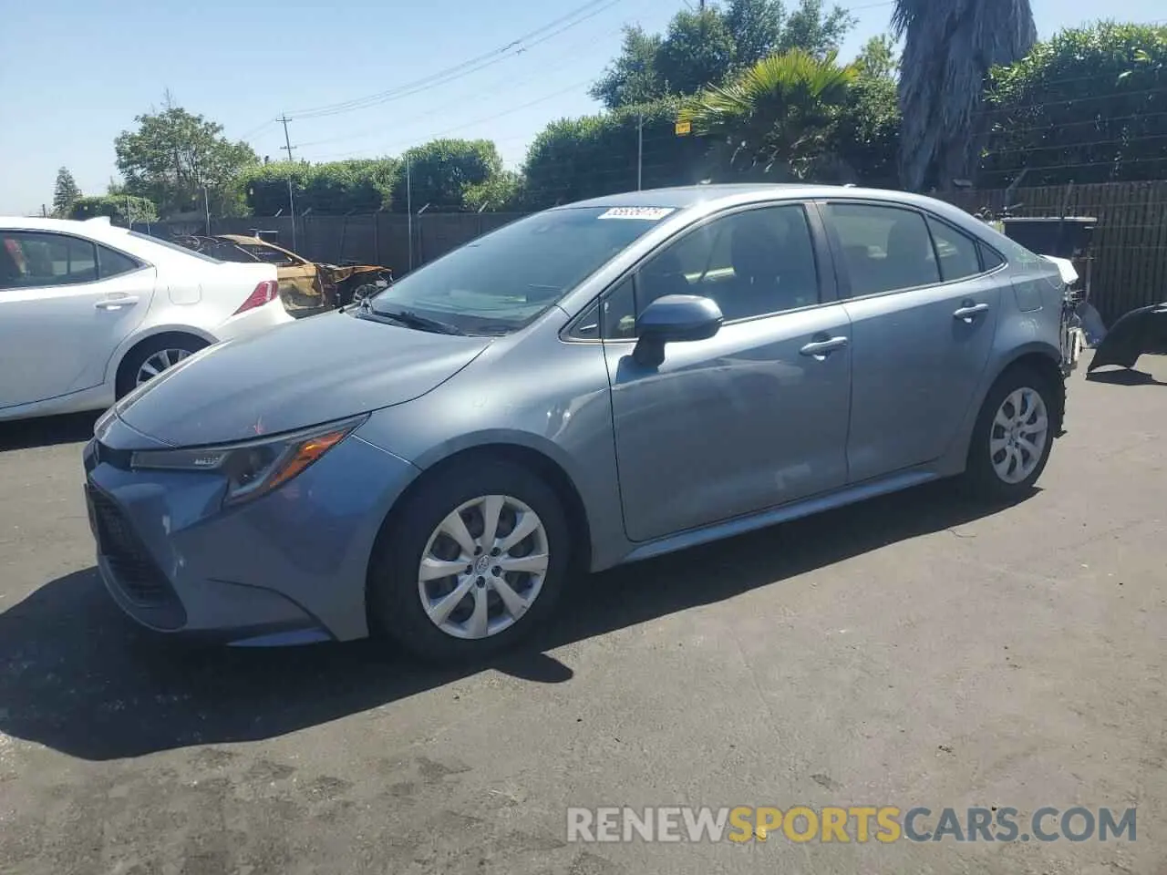 1 Photograph of a damaged car JTDEPRAE4LJ038653 TOYOTA COROLLA 2020