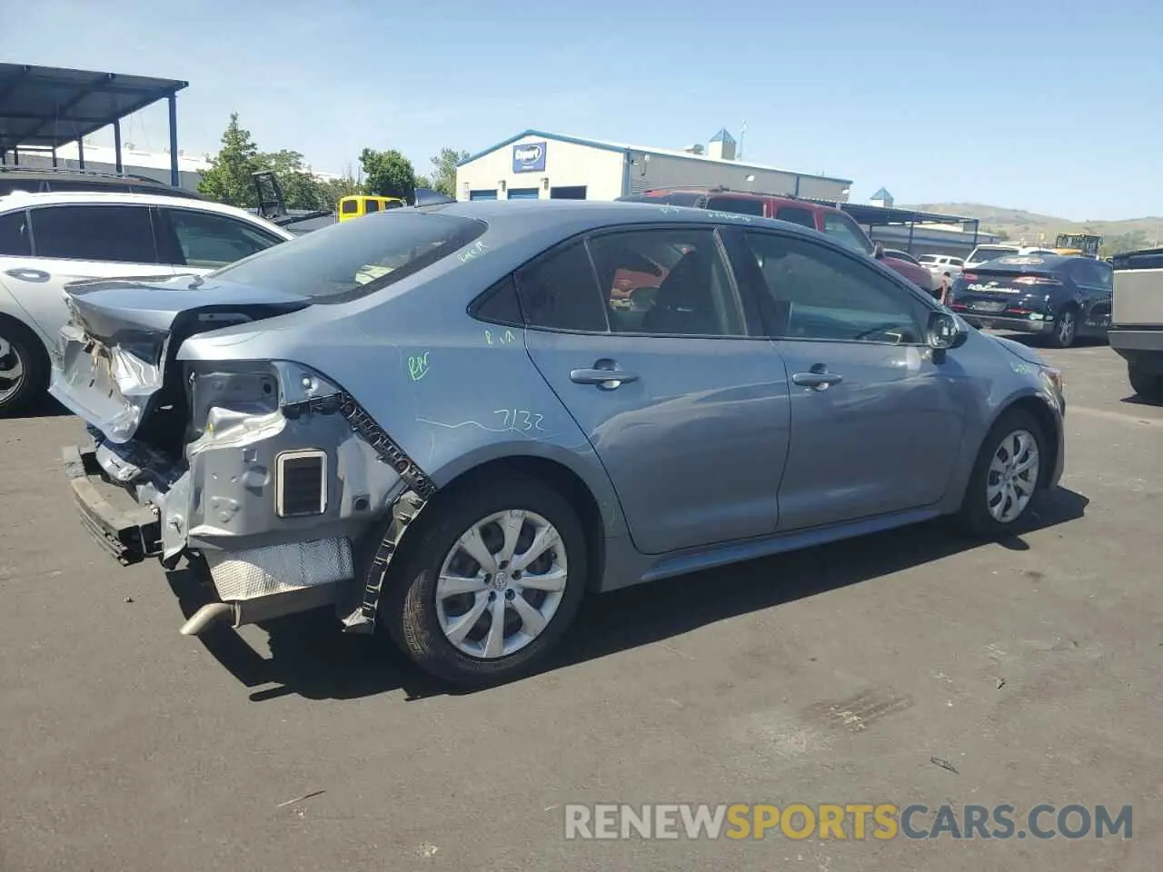 3 Photograph of a damaged car JTDEPRAE4LJ038653 TOYOTA COROLLA 2020