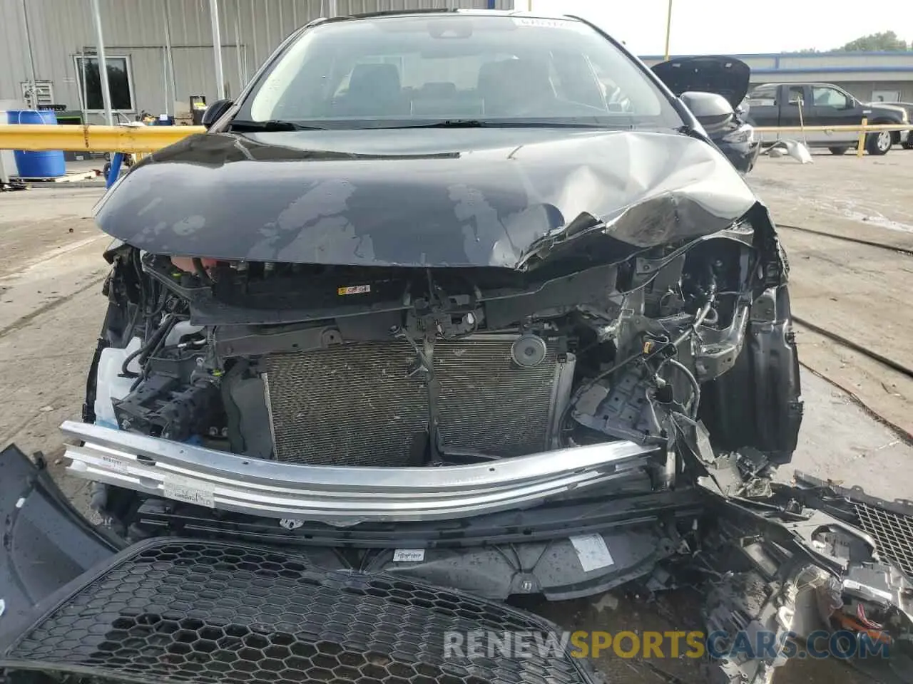 5 Photograph of a damaged car JTDEPRAE4LJ040628 TOYOTA COROLLA 2020