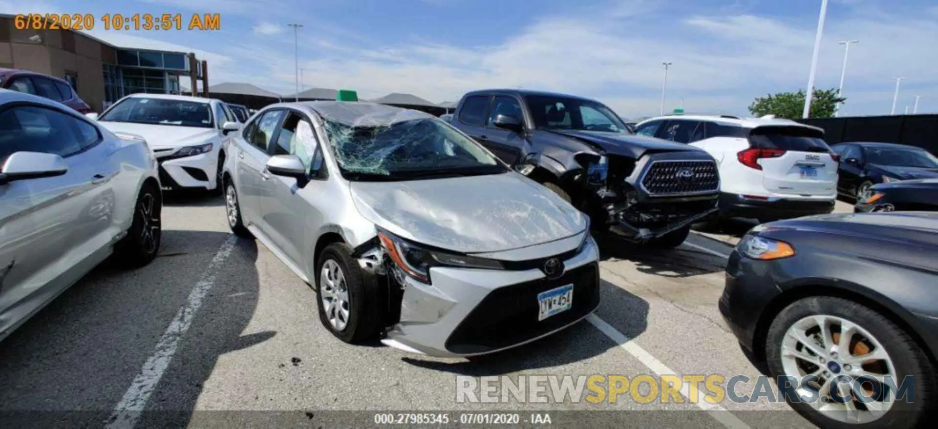 16 Photograph of a damaged car JTDEPRAE4LJ046333 TOYOTA COROLLA 2020