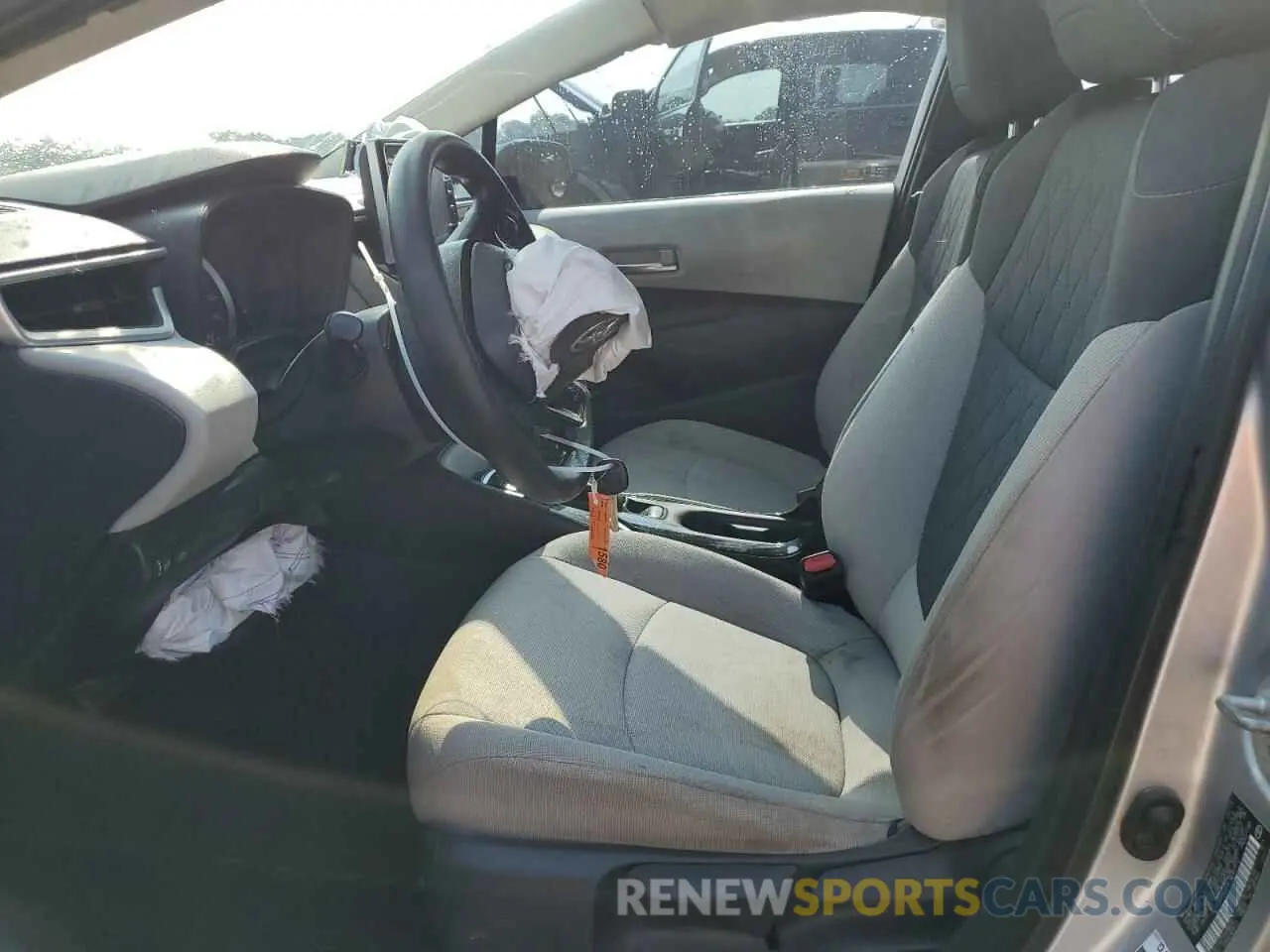 7 Photograph of a damaged car JTDEPRAE4LJ052570 TOYOTA COROLLA 2020