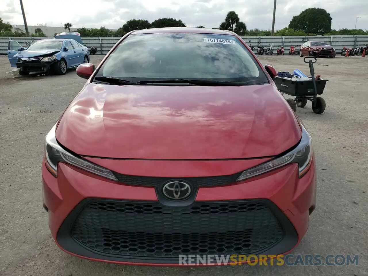 5 Photograph of a damaged car JTDEPRAE4LJ056070 TOYOTA COROLLA 2020