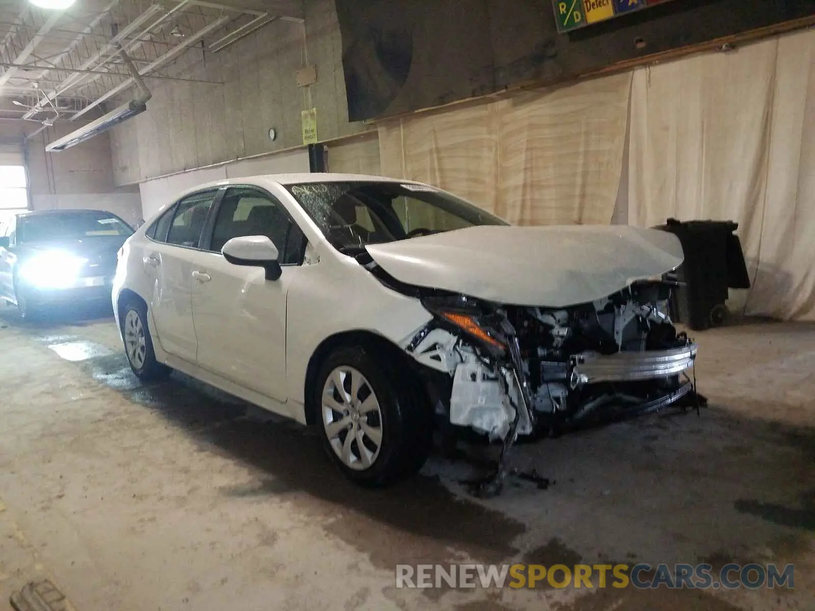 1 Photograph of a damaged car JTDEPRAE4LJ065710 TOYOTA COROLLA 2020