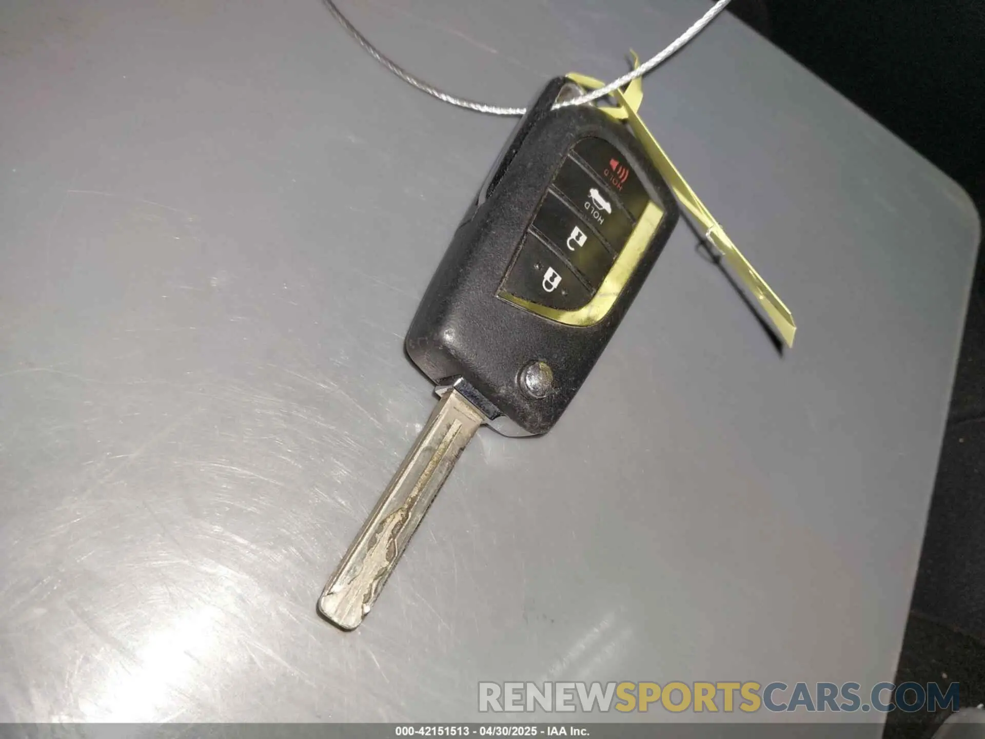 11 Photograph of a damaged car JTDEPRAE4LJ066954 TOYOTA COROLLA 2020