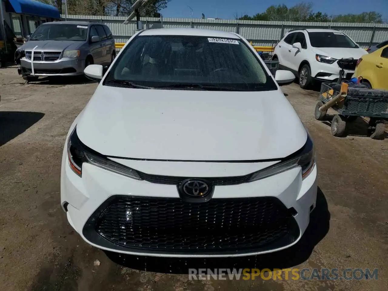5 Photograph of a damaged car JTDEPRAE4LJ067361 TOYOTA COROLLA 2020