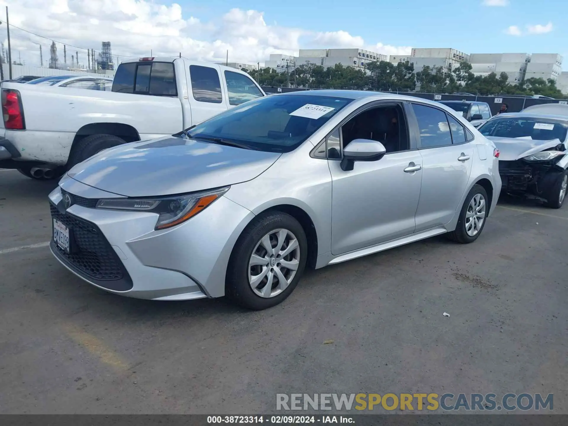 2 Photograph of a damaged car JTDEPRAE4LJ075265 TOYOTA COROLLA 2020