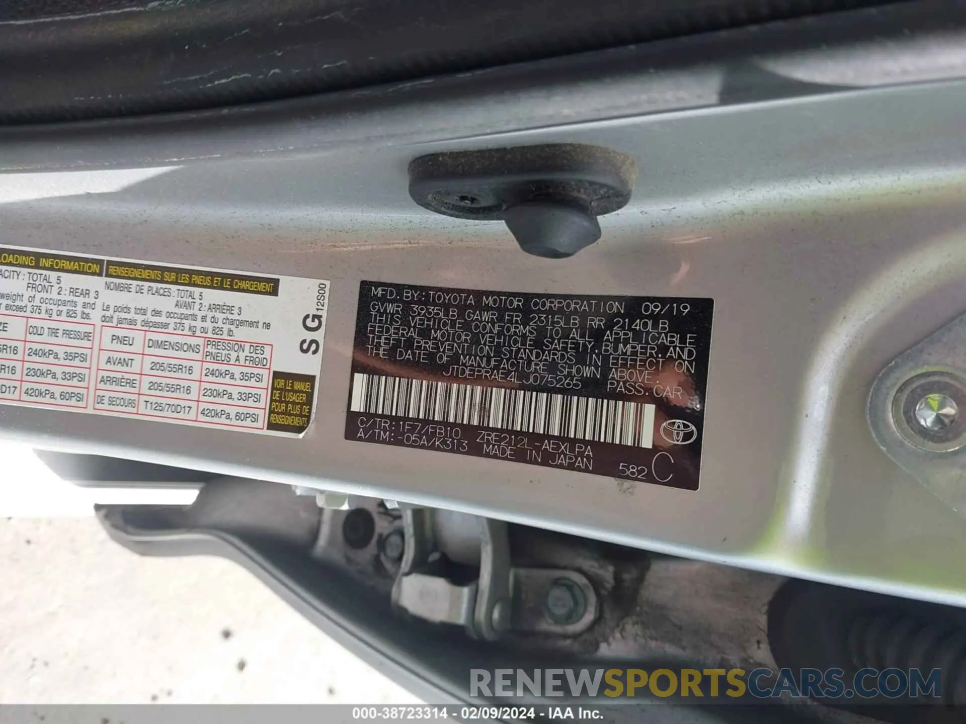 9 Photograph of a damaged car JTDEPRAE4LJ075265 TOYOTA COROLLA 2020