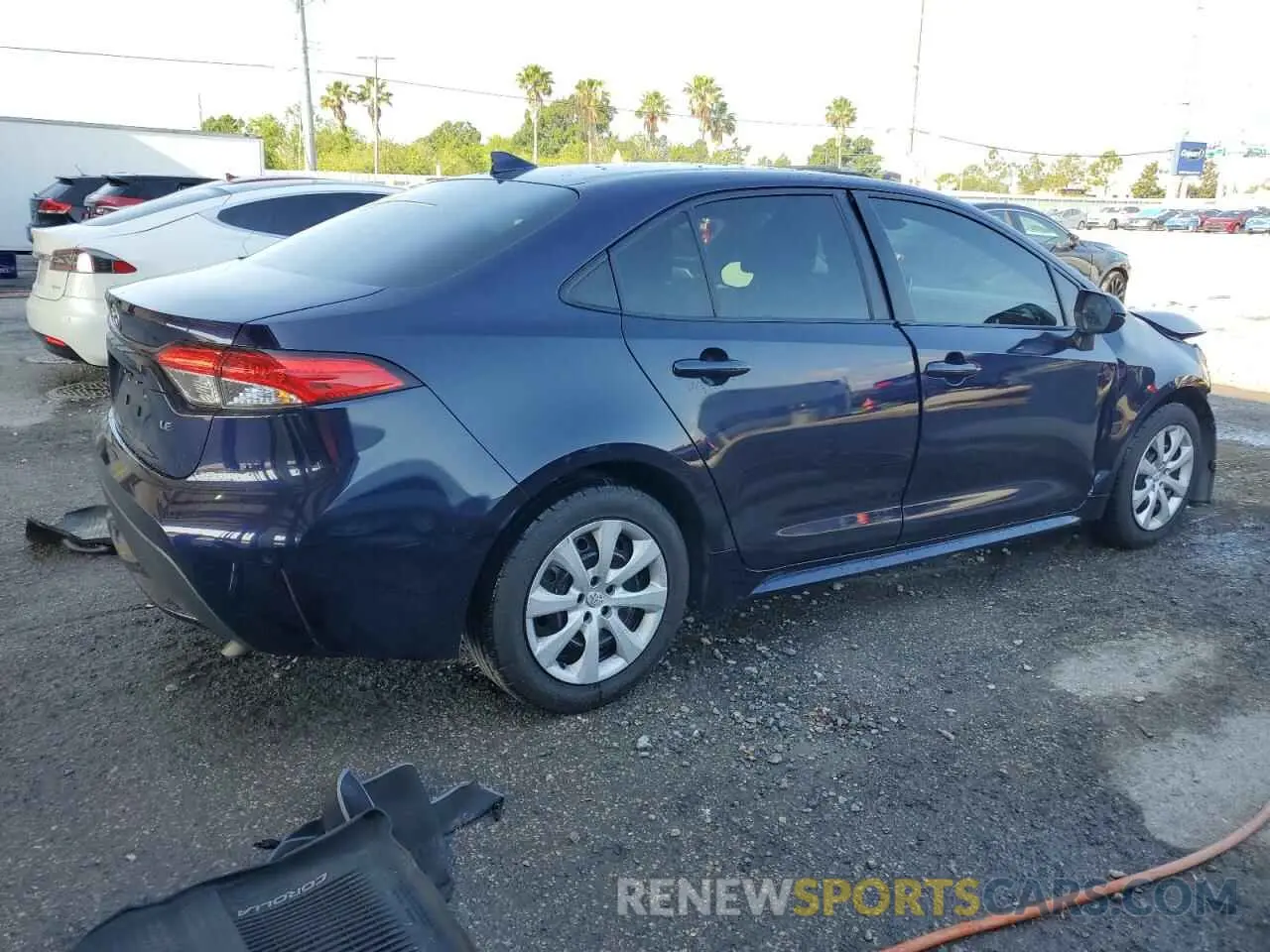 3 Photograph of a damaged car JTDEPRAE4LJ075878 TOYOTA COROLLA 2020