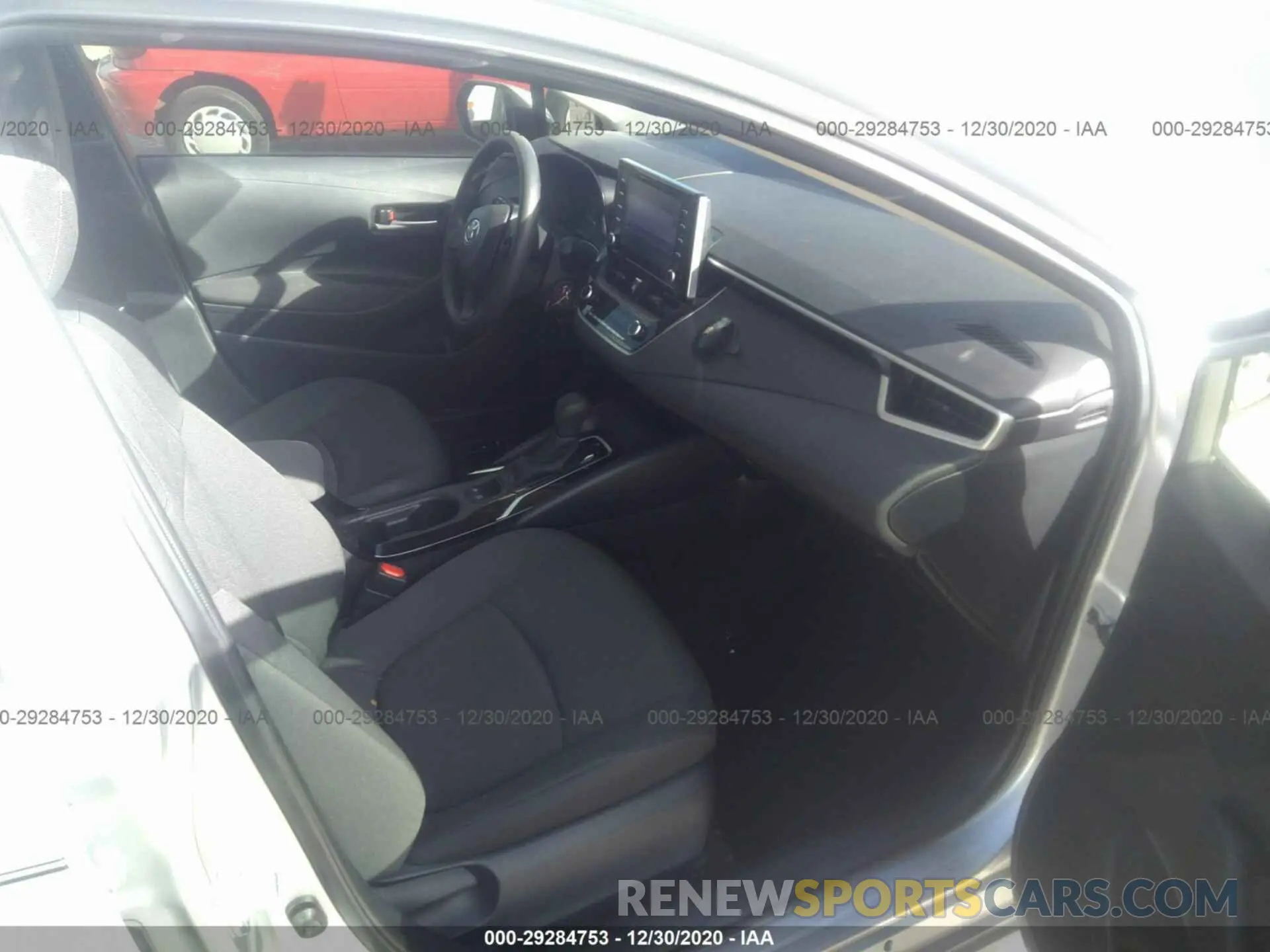 5 Photograph of a damaged car JTDEPRAE4LJ076710 TOYOTA COROLLA 2020