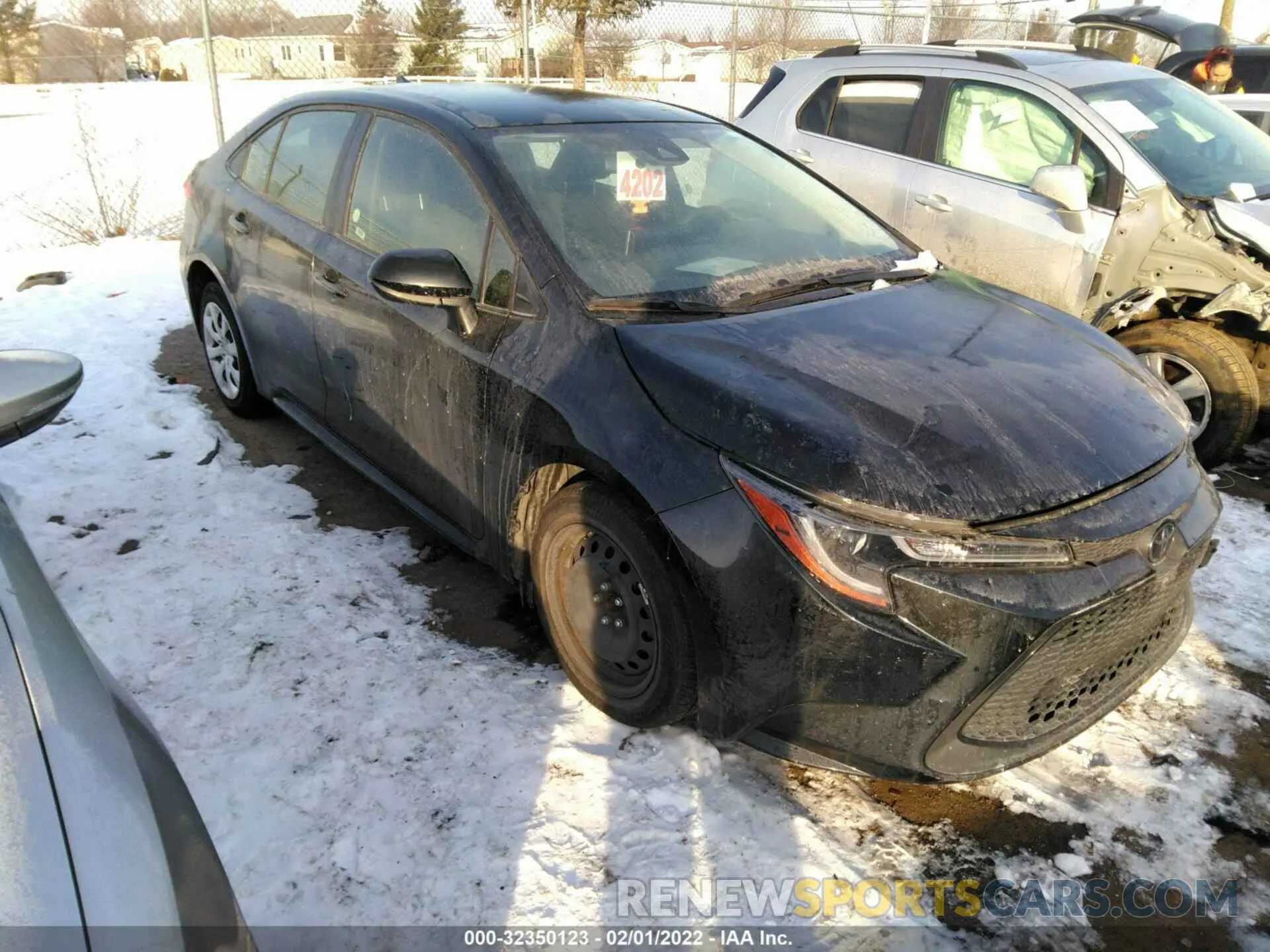 1 Photograph of a damaged car JTDEPRAE4LJ091191 TOYOTA COROLLA 2020