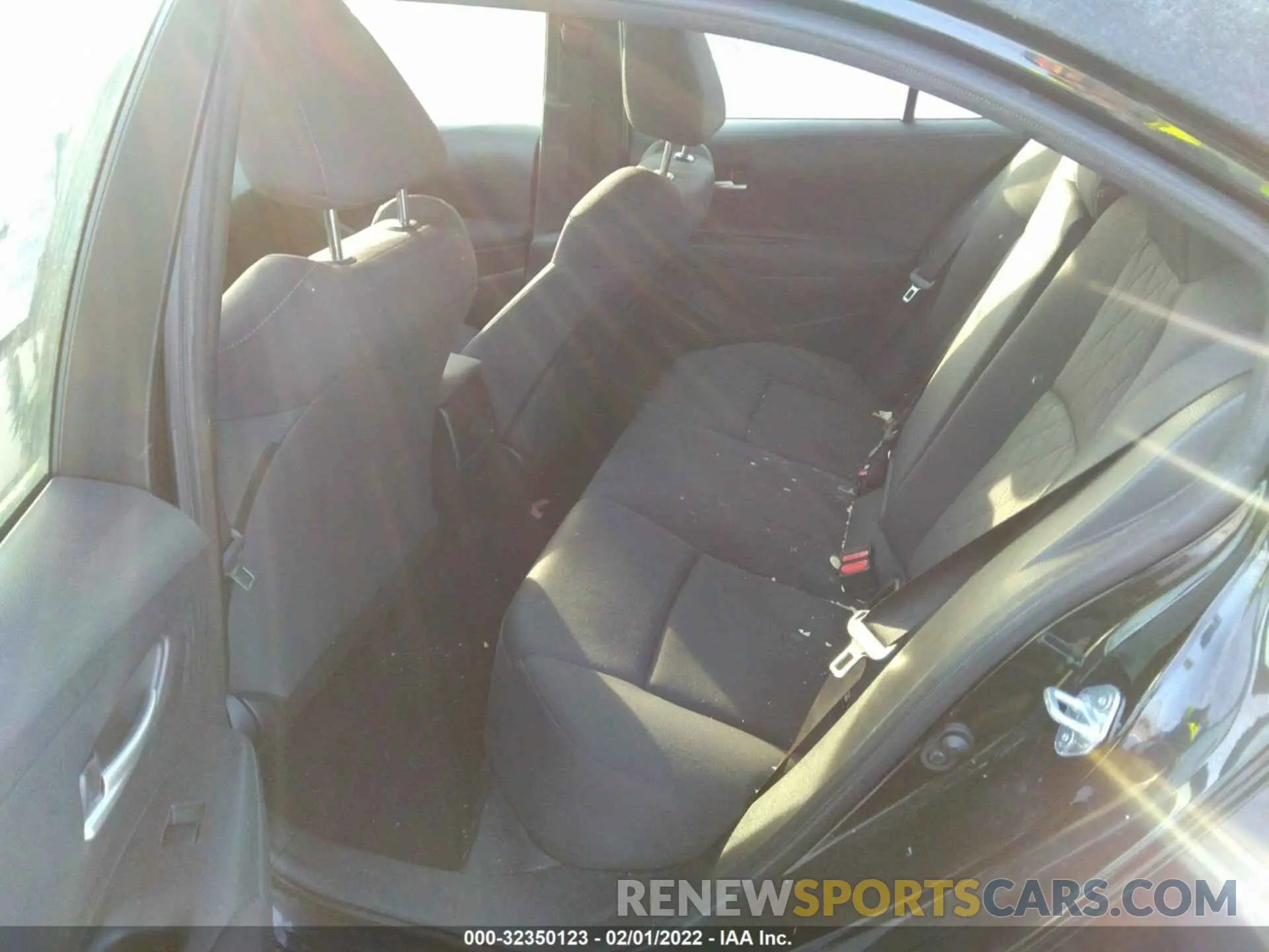 8 Photograph of a damaged car JTDEPRAE4LJ091191 TOYOTA COROLLA 2020