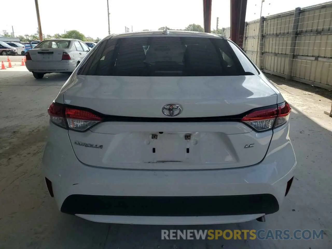 6 Photograph of a damaged car JTDEPRAE4LJ116249 TOYOTA COROLLA 2020