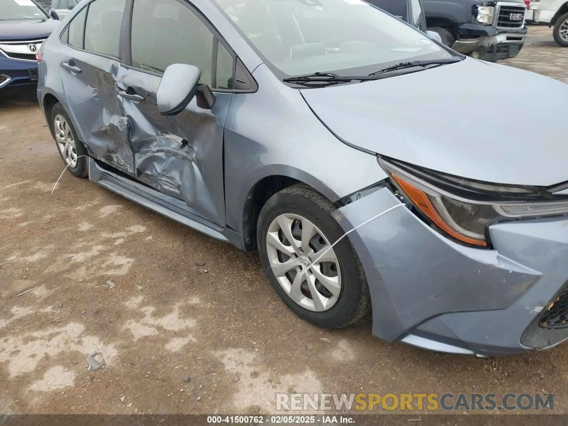 6 Photograph of a damaged car JTDEPRAE5LJ010828 TOYOTA COROLLA 2020