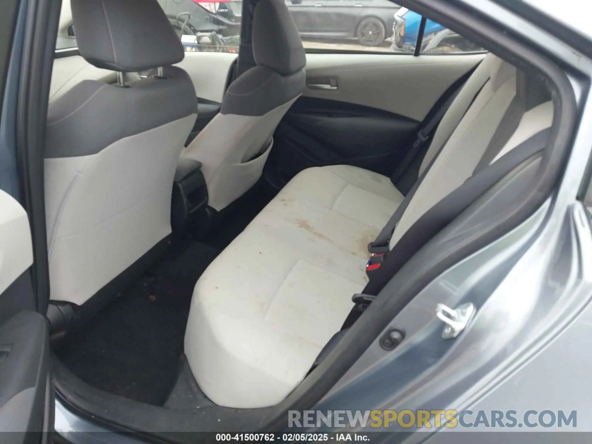 8 Photograph of a damaged car JTDEPRAE5LJ010828 TOYOTA COROLLA 2020