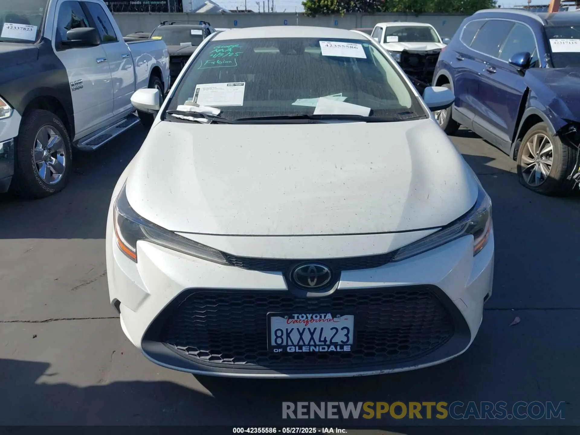 13 Photograph of a damaged car JTDEPRAE5LJ011719 TOYOTA COROLLA 2020