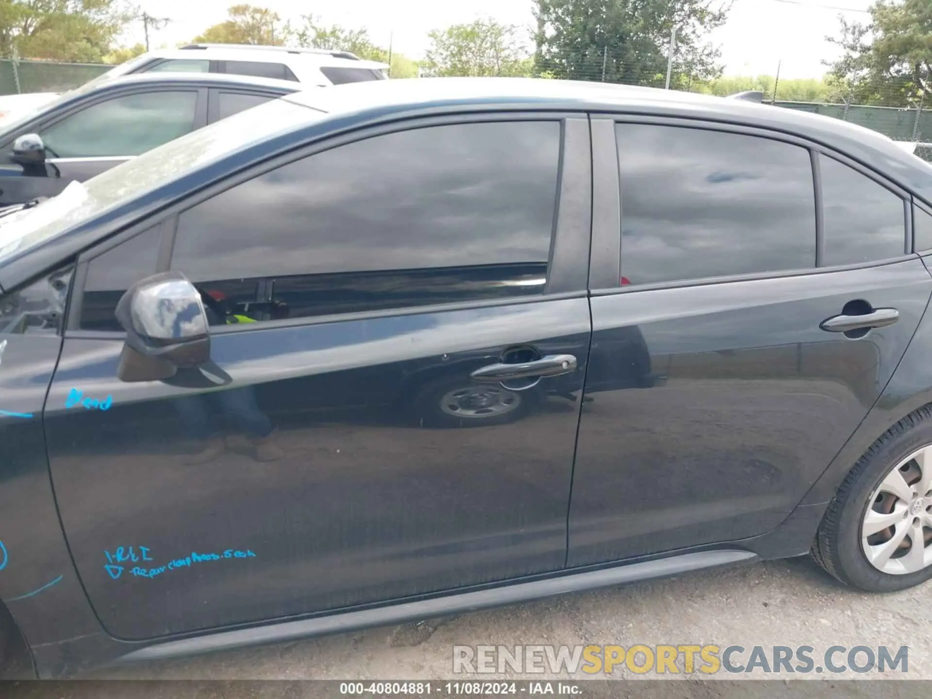15 Photograph of a damaged car JTDEPRAE5LJ021568 TOYOTA COROLLA 2020