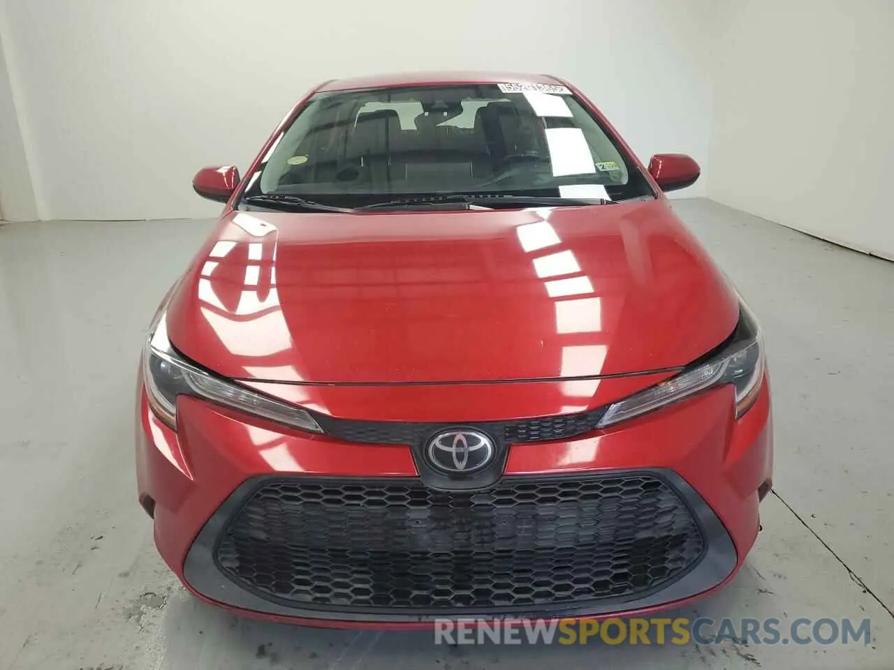 5 Photograph of a damaged car JTDEPRAE5LJ026043 TOYOTA COROLLA 2020