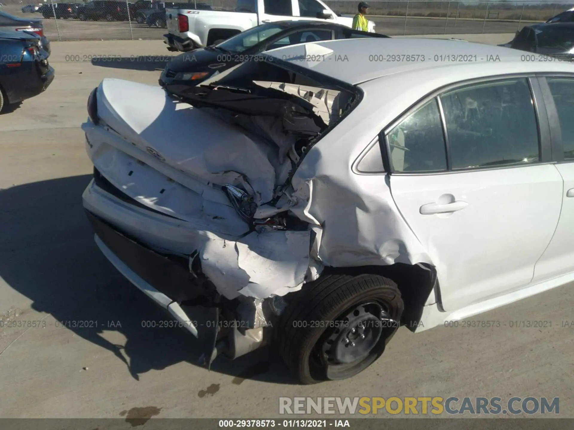 6 Photograph of a damaged car JTDEPRAE5LJ035003 TOYOTA COROLLA 2020