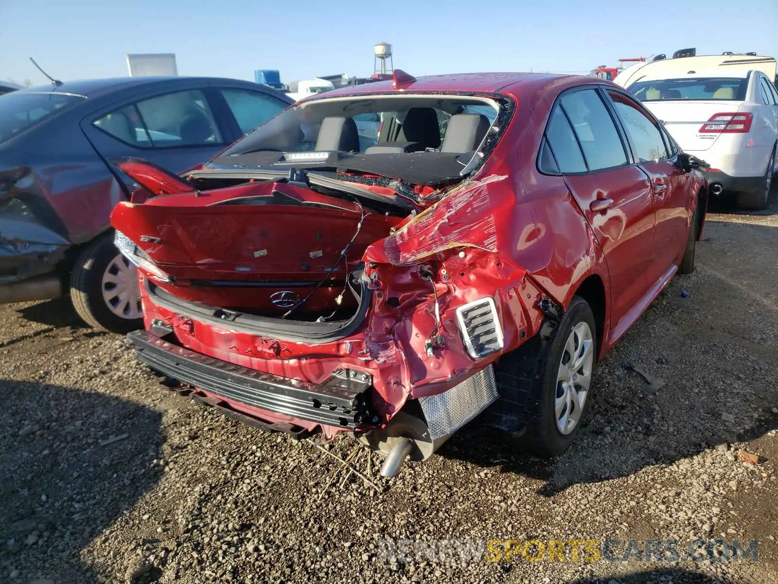 4 Photograph of a damaged car JTDEPRAE5LJ045417 TOYOTA COROLLA 2020