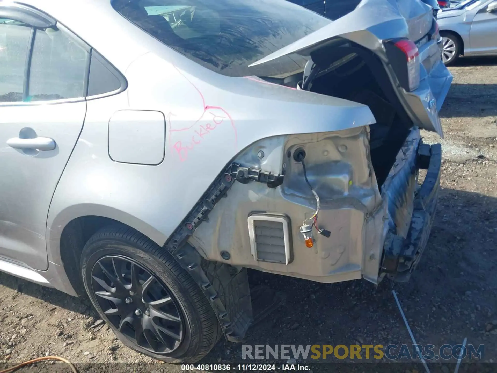 19 Photograph of a damaged car JTDEPRAE5LJ088753 TOYOTA COROLLA 2020