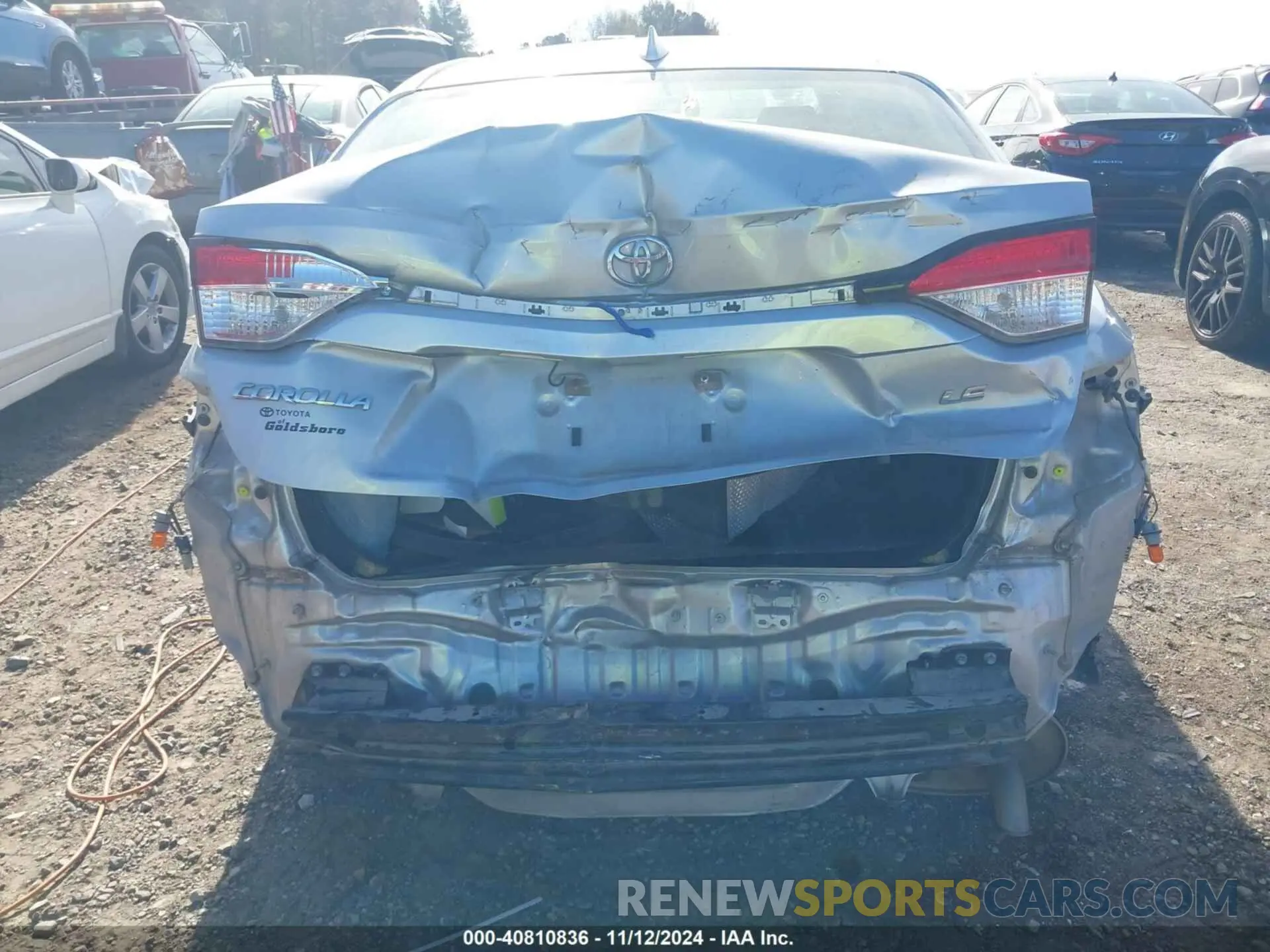 6 Photograph of a damaged car JTDEPRAE5LJ088753 TOYOTA COROLLA 2020