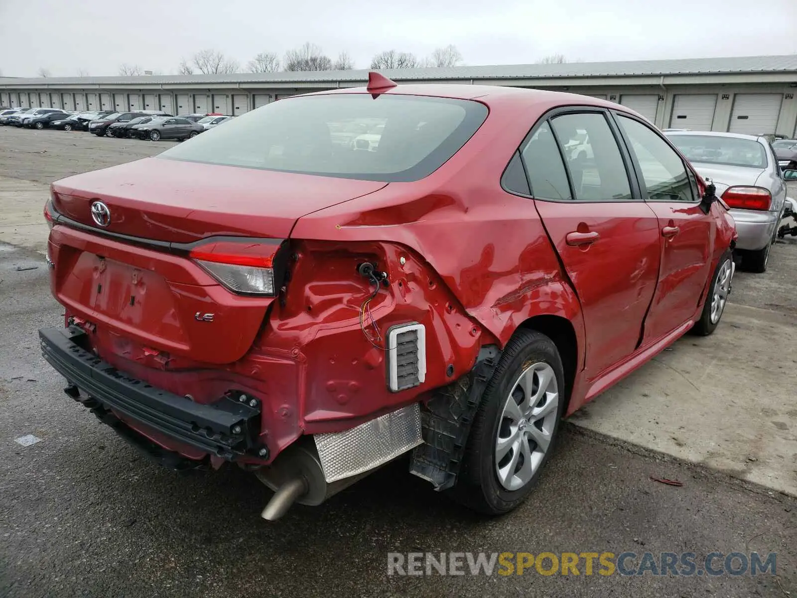 4 Photograph of a damaged car JTDEPRAE5LJ096982 TOYOTA COROLLA 2020