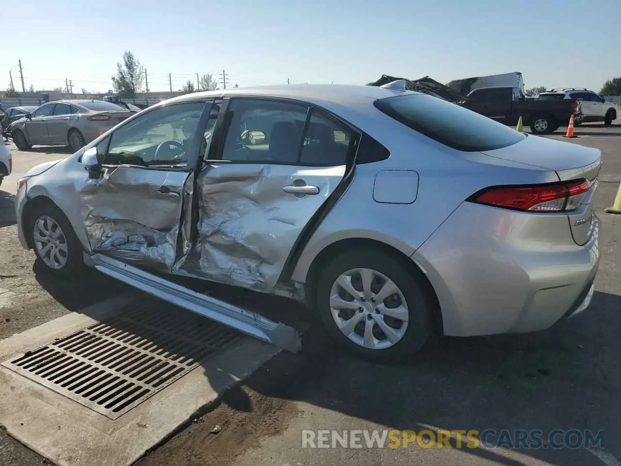 2 Фотография поврежденного автомобиля JTDEPRAE5LJ098182 TOYOTA COROLLA 2020