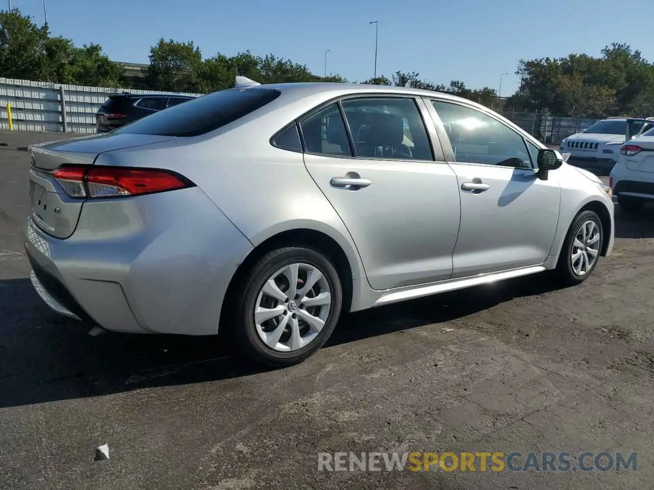 3 Фотография поврежденного автомобиля JTDEPRAE5LJ098182 TOYOTA COROLLA 2020
