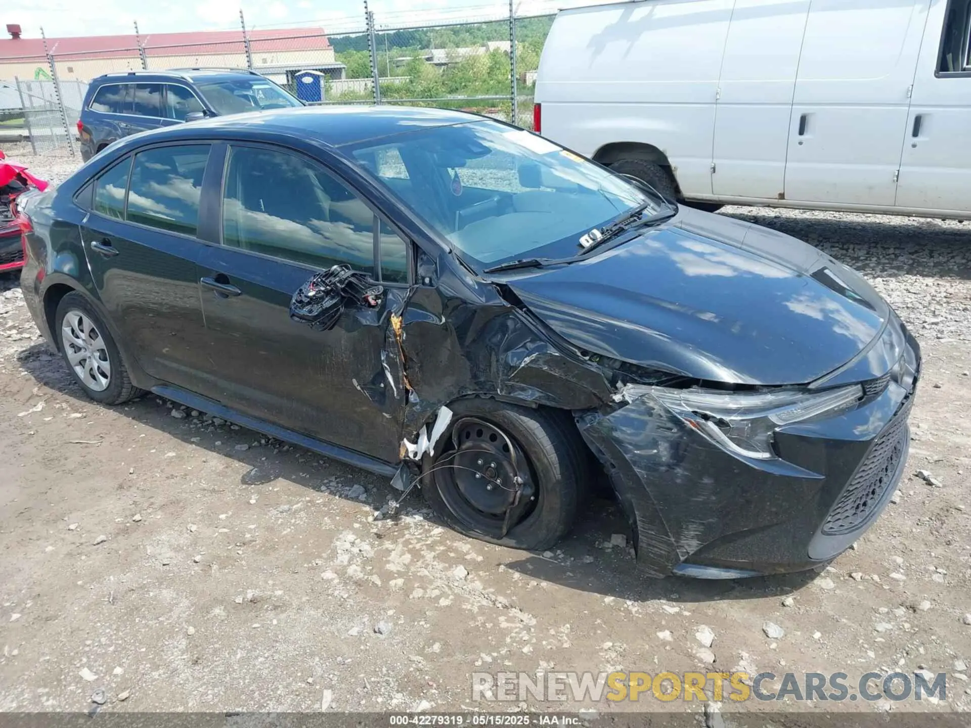 1 Photograph of a damaged car JTDEPRAE5LJ099347 TOYOTA COROLLA 2020