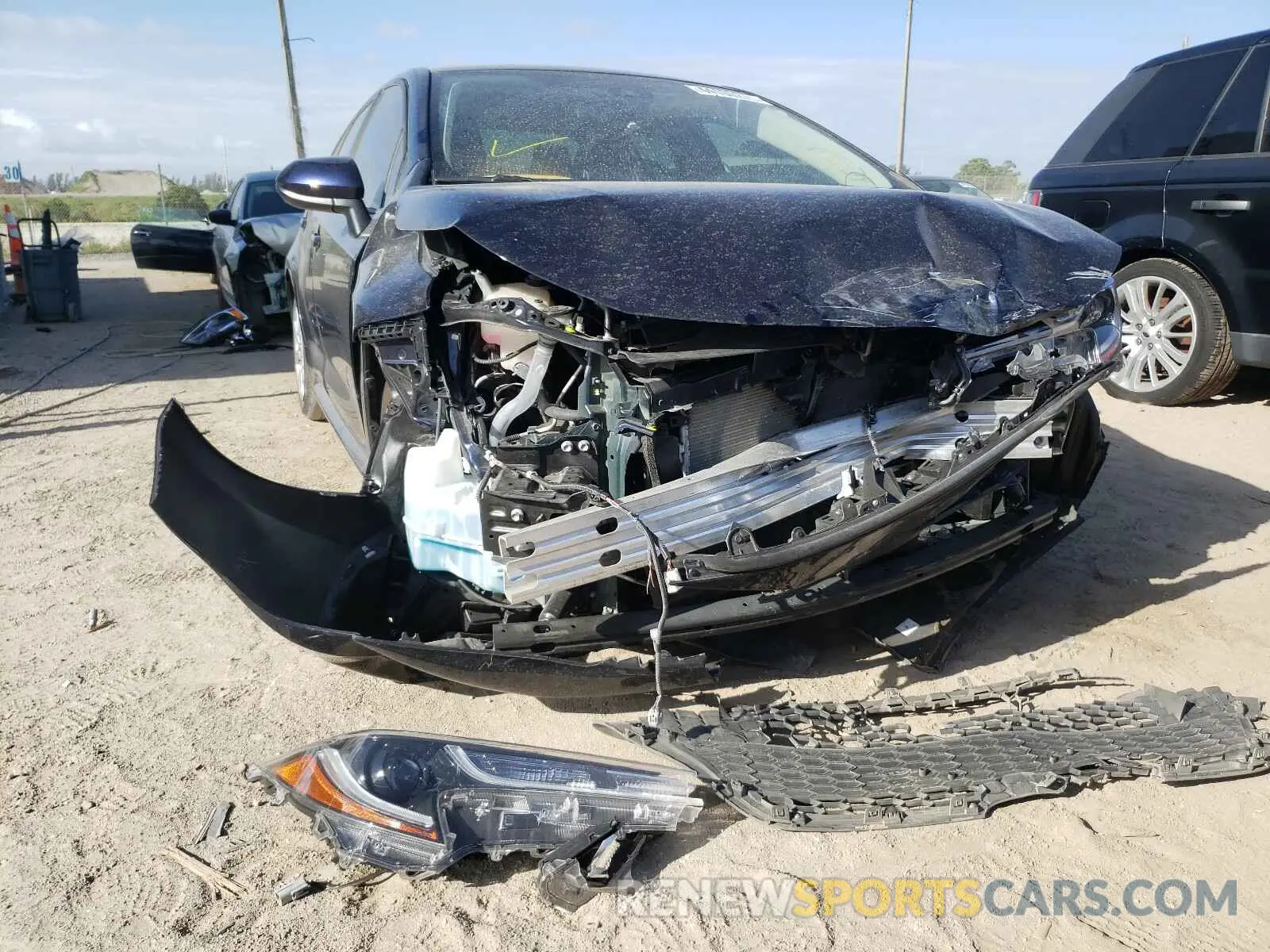 9 Photograph of a damaged car JTDEPRAE5LJ099414 TOYOTA COROLLA 2020
