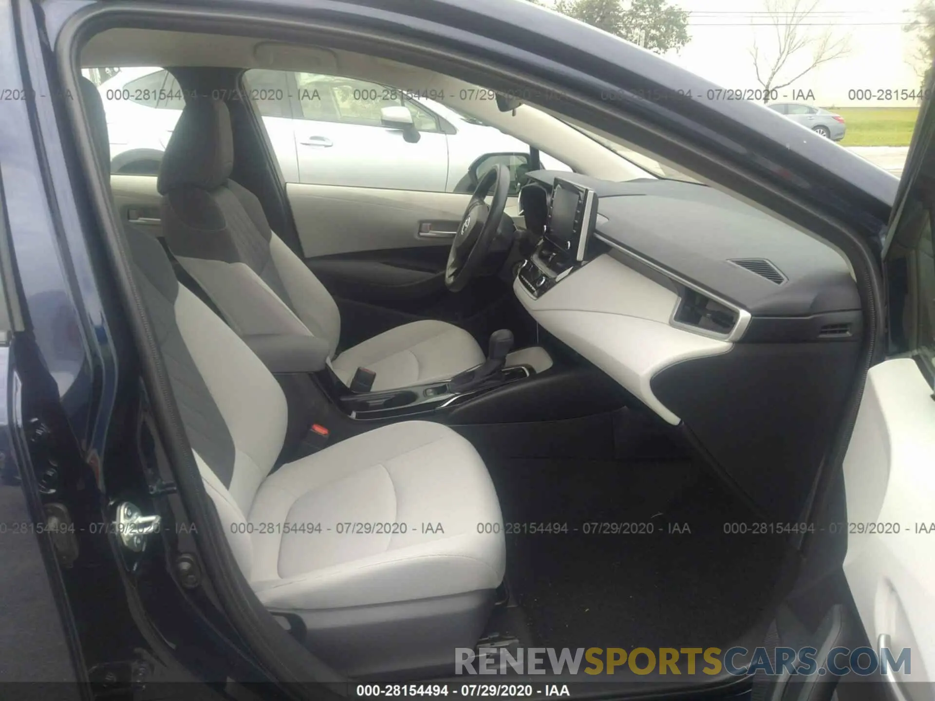 5 Photograph of a damaged car JTDEPRAE5LJ099428 TOYOTA COROLLA 2020