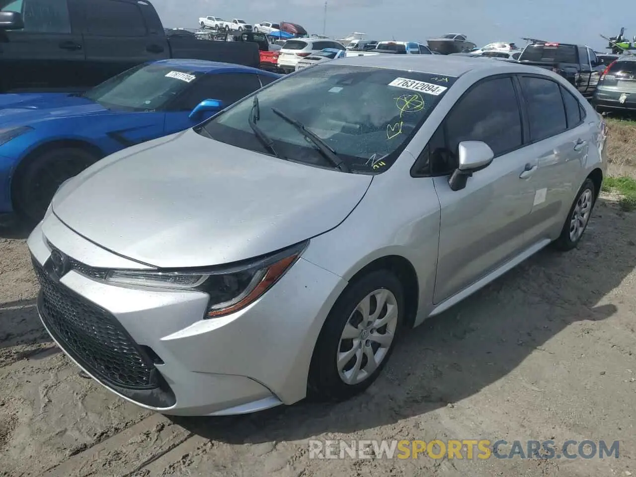1 Photograph of a damaged car JTDEPRAE5LJ101839 TOYOTA COROLLA 2020
