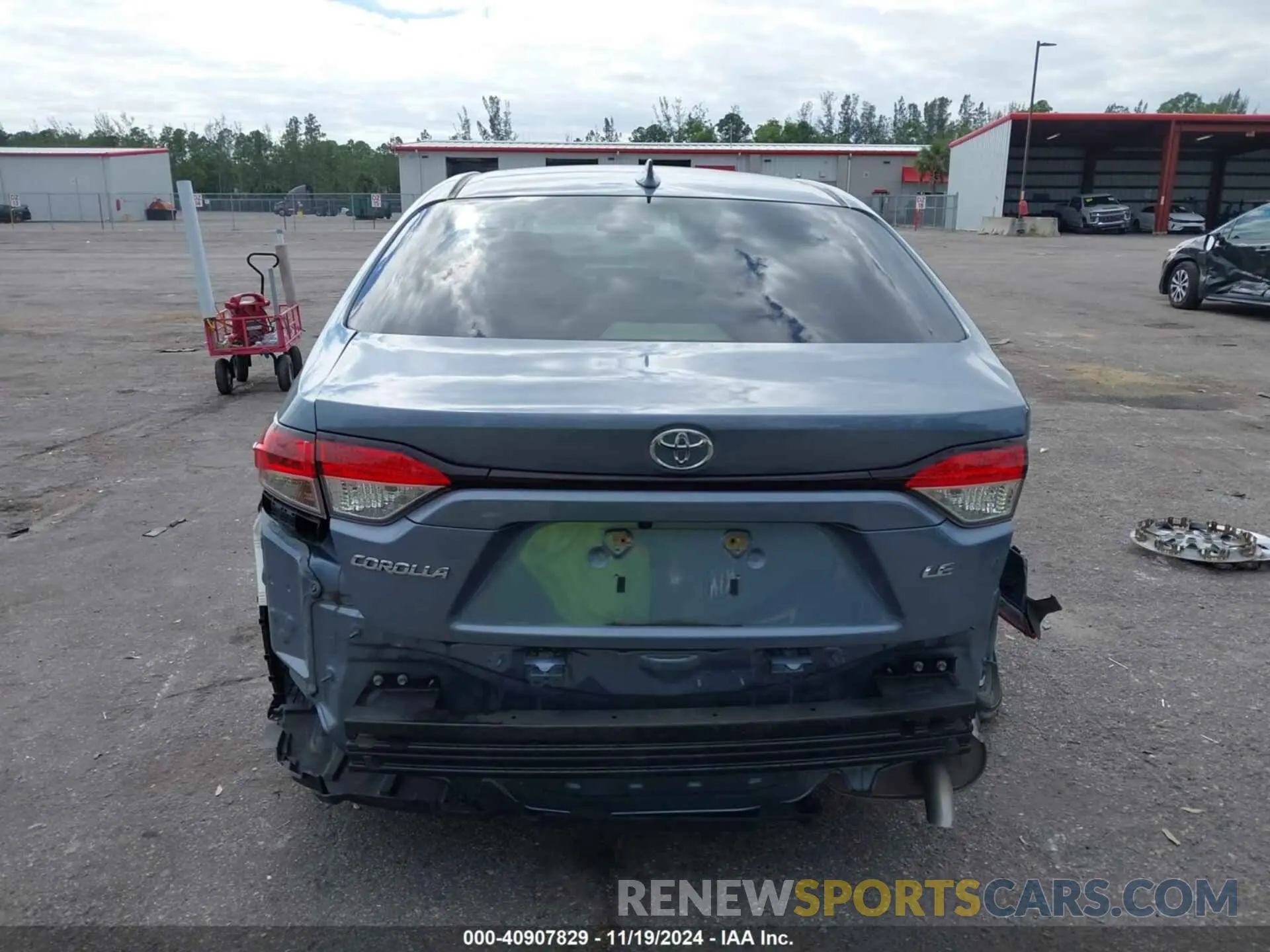 16 Photograph of a damaged car JTDEPRAE5LJ114946 TOYOTA COROLLA 2020