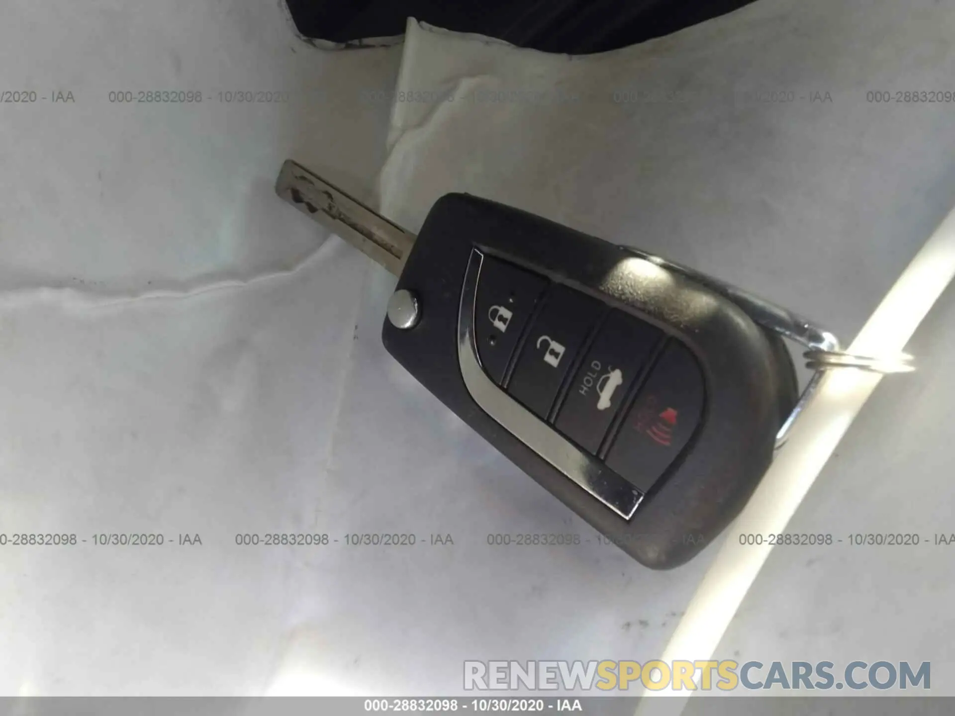 11 Photograph of a damaged car JTDEPRAE6LJ007355 TOYOTA COROLLA 2020