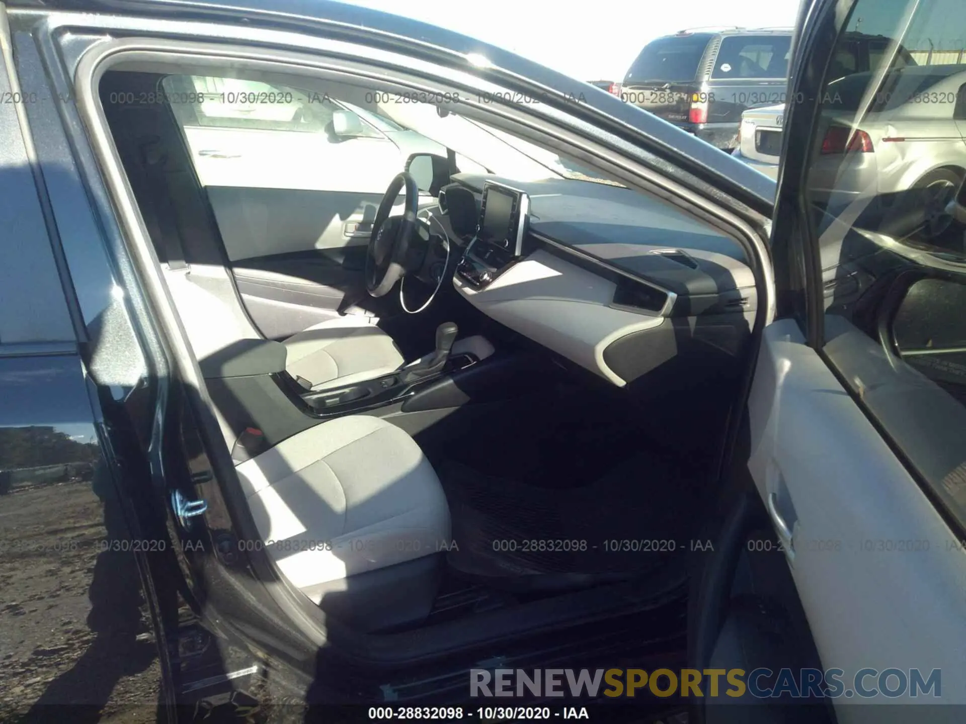 5 Photograph of a damaged car JTDEPRAE6LJ007355 TOYOTA COROLLA 2020