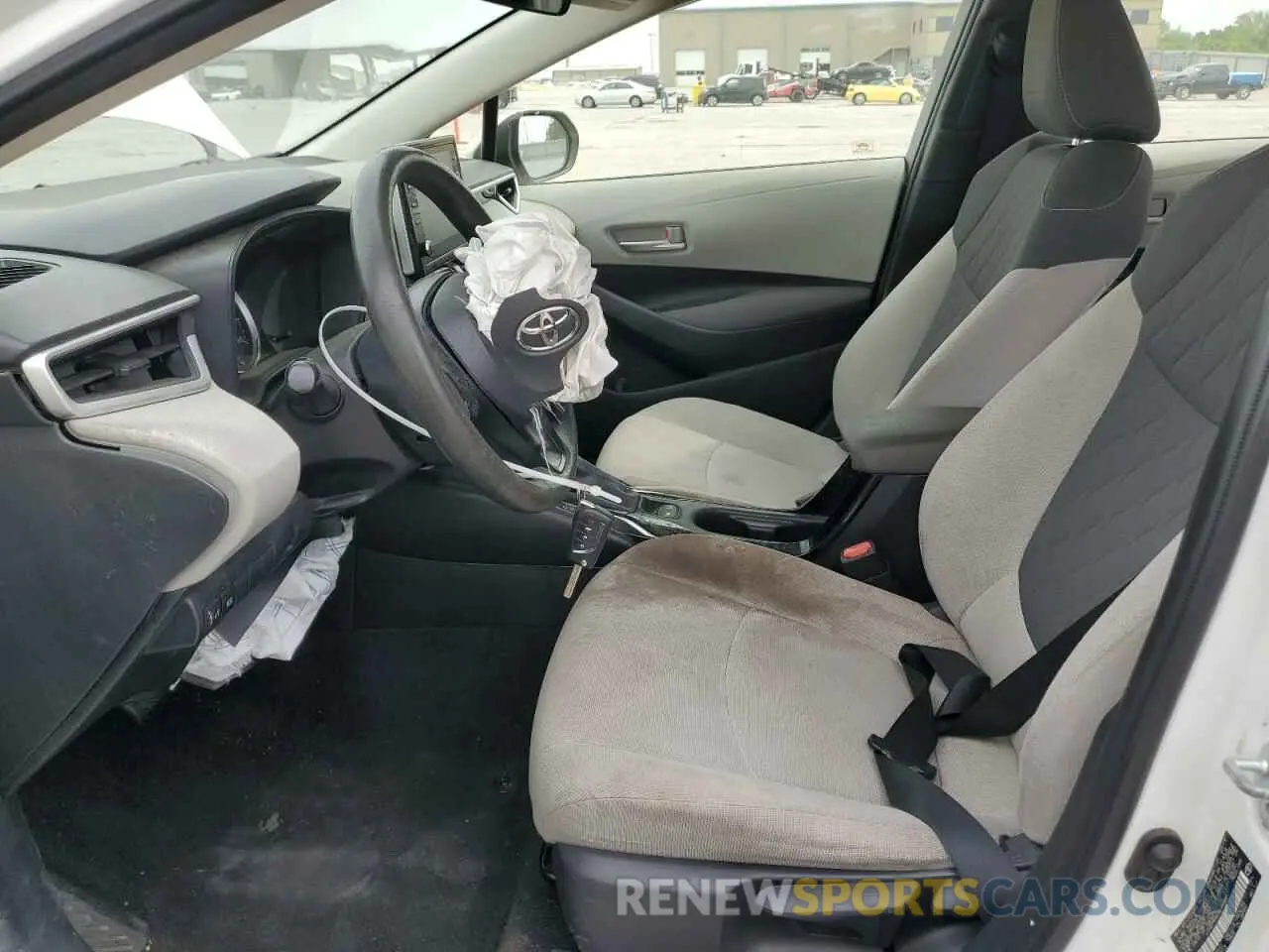 7 Photograph of a damaged car JTDEPRAE6LJ026827 TOYOTA COROLLA 2020