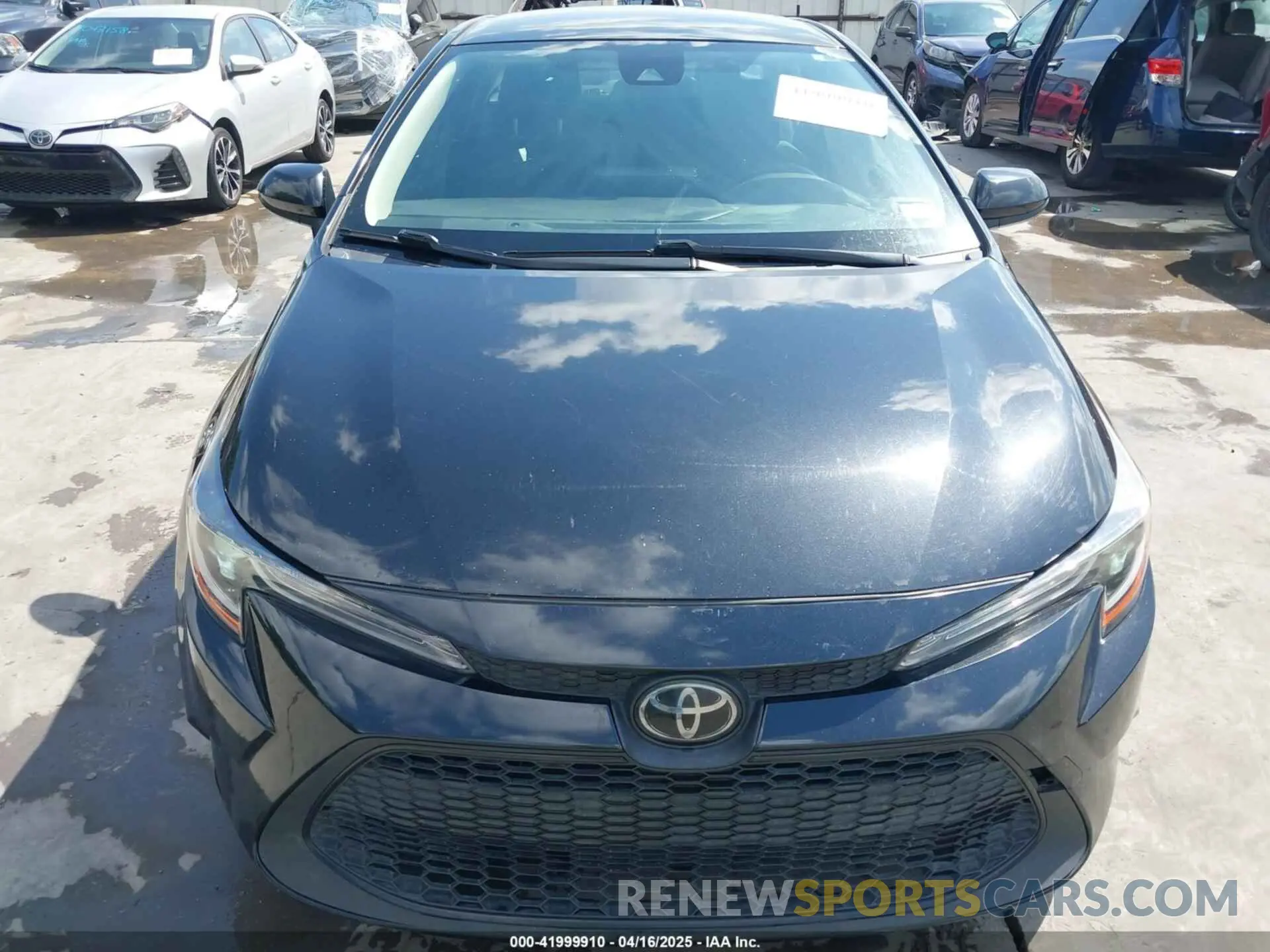 13 Photograph of a damaged car JTDEPRAE6LJ035995 TOYOTA COROLLA 2020