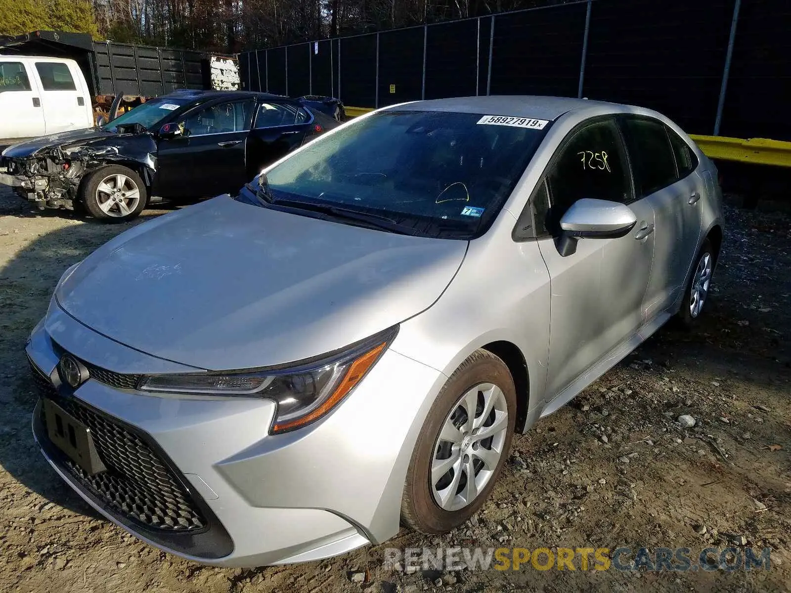 2 Photograph of a damaged car JTDEPRAE6LJ052988 TOYOTA COROLLA 2020