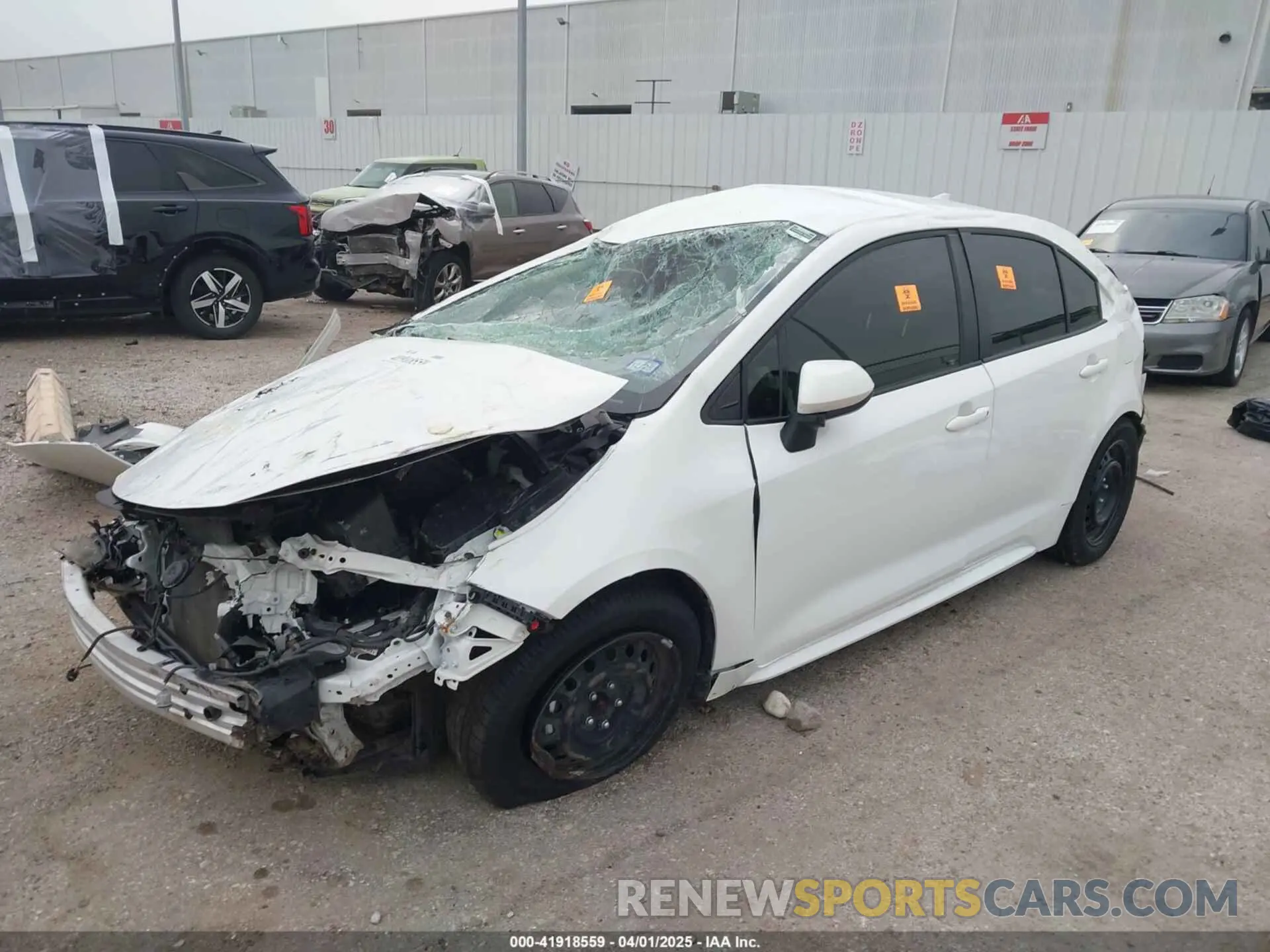 2 Photograph of a damaged car JTDEPRAE6LJ059083 TOYOTA COROLLA 2020