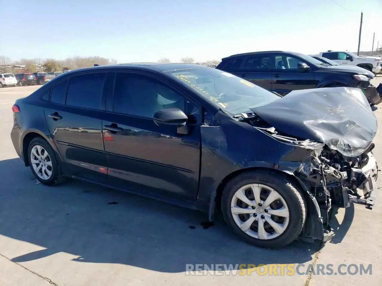 4 Photograph of a damaged car JTDEPRAE6LJ066857 TOYOTA COROLLA 2020
