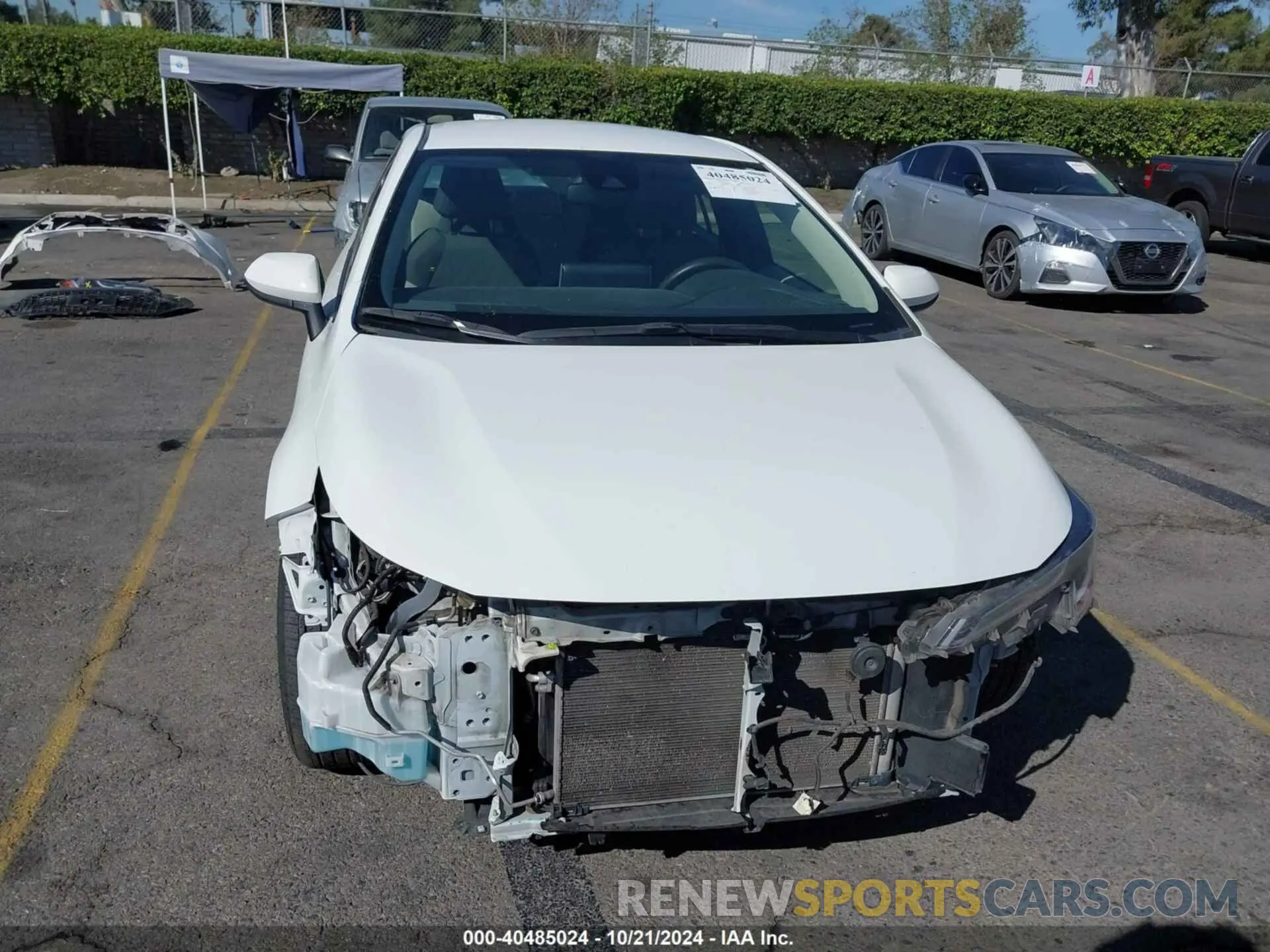 13 Photograph of a damaged car JTDEPRAE6LJ069399 TOYOTA COROLLA 2020