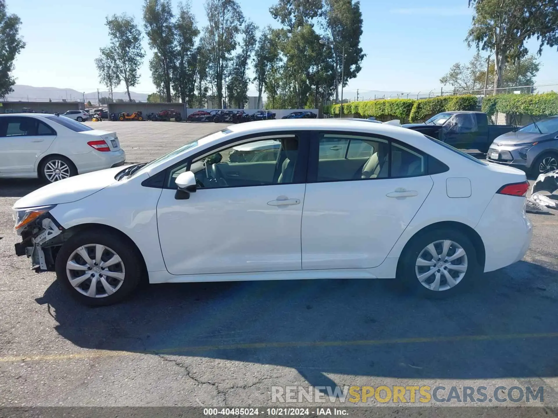 15 Photograph of a damaged car JTDEPRAE6LJ069399 TOYOTA COROLLA 2020