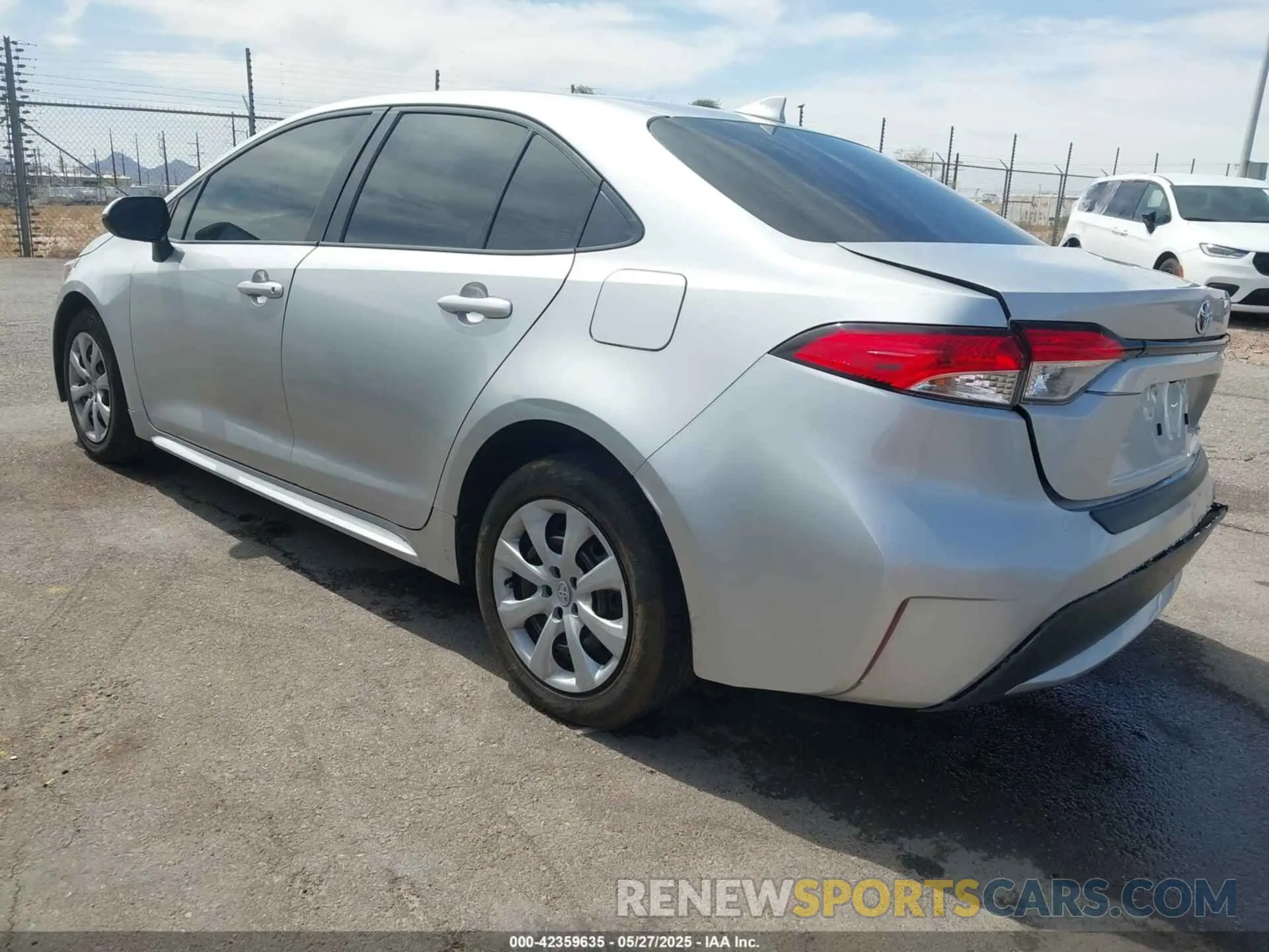 3 Фотография поврежденного автомобиля JTDEPRAE6LJ079009 TOYOTA COROLLA 2020